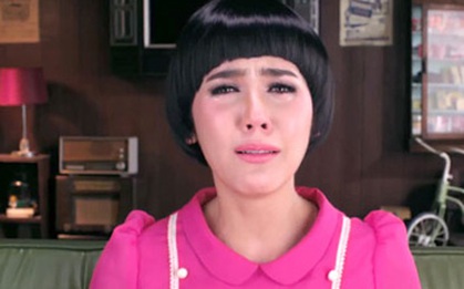 Có những con người trên đời này đụng tí là sẽ... khóc