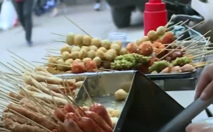 Clip: Kinh hãi hành trình mỡ trộn phân, hóa chất... lên bàn ăn