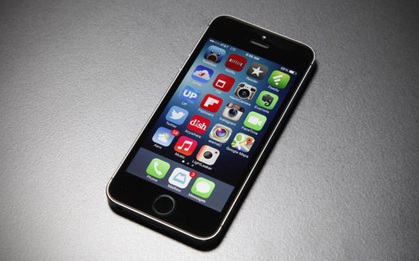 Vì sao Apple đột nhiên trình làng iPhone 4 inch mới?