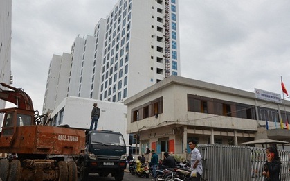 Danh tính các nạn nhân trong vụ rơi thang vận tải ở Đà Nẵng