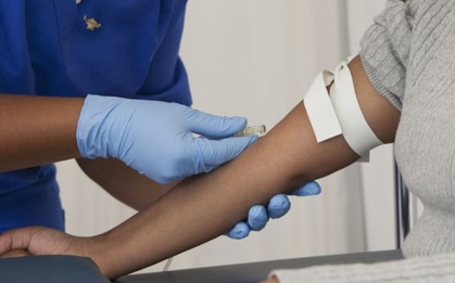 Ấn Độ rúng động trước thông tin hơn 2.200 người bị nhiễm HIV khi đi truyền máu ở bệnh viện