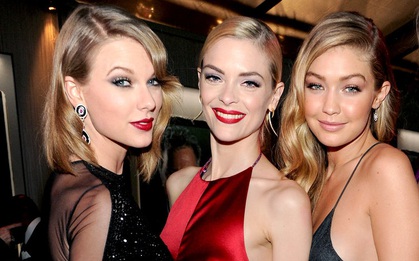 Taylor Swift và hội bạn thân bị kẻ "biến thái" khủng bố bằng tin nhắn dọa giết