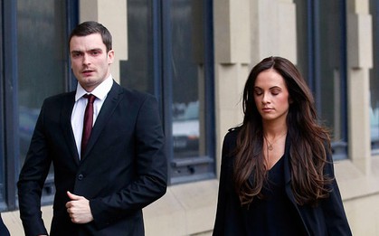 Adam Johnson bị bồ đá sau khi thừa nhận giao cấu với trẻ em