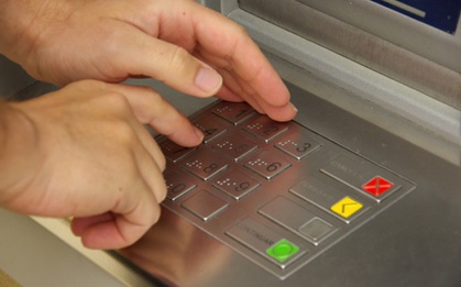 Mật khẩu ATM thường chỉ có 4 số, bạn có biết tại sao?