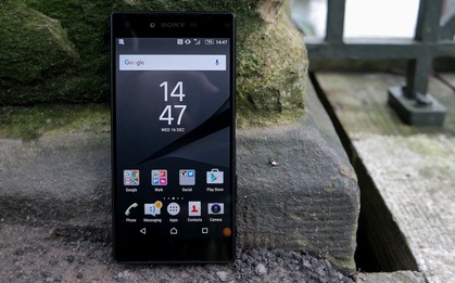 4 smartphone cao cấp giảm giá mạnh thời gian gần đây
