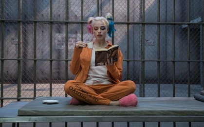 "Suicide Squad" vẫn giành ngôi vương doanh thu sau 3 tuần liên tiếp