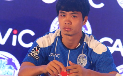 Công Phượng chào fan Mito Hollyhock bằng tiếng Nhật