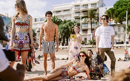 Angela Phương Trinh đột ngột xuất hiện trên Instagram của Dolce&Gabbana