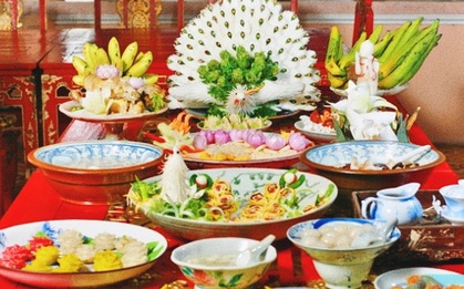 Vua quan trong cung đình Huế thời xưa đón Tết khác người thường như thế nào?