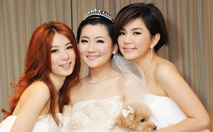 Ella và Hebe (S.H.E) bị đồn khiến vợ chồng Selina ly hôn