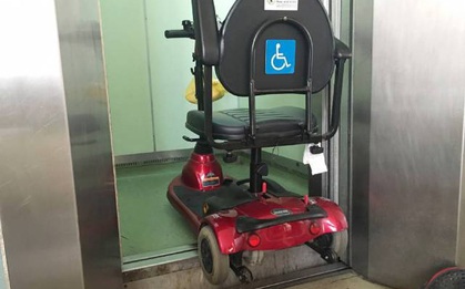 Tai nạn thang máy khiến 1 người chết gây xôn xao Singapore