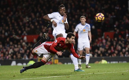 Fan Man Utd phát cuồng vì siêu phẩm bọ cạp của Mkhitaryan