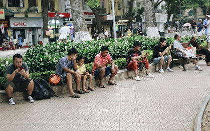 Hà Nội đã "quên" Pokemon Go, Sài Gòn vẫn chơi mê mải!