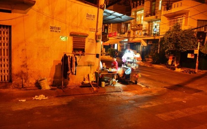 Một thanh niên bị đâm ở Q. Tân Phú