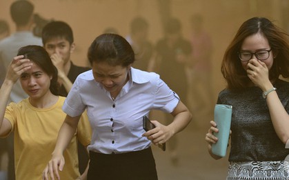 Diễn tập chữa cháy, hàng trăm cô gái công sở chạy khỏi tòa nhà cao nhất TP.HCM