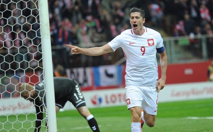 Lewandowski lập hat-trick, Ba Lan đánh bại Đan Mạch 3-2
