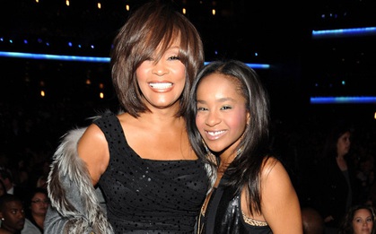 Mẹ con Whitney Houston: Hai cuộc đời, một bi kịch