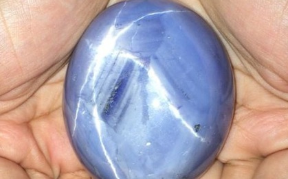 Tìm thấy viên sapphire lớn nhất thế giới trị giá 2,3 nghìn tỷ đồng