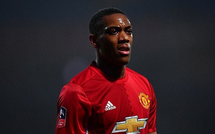 Arsenal sẽ mua Martial nếu hụt Mbappe