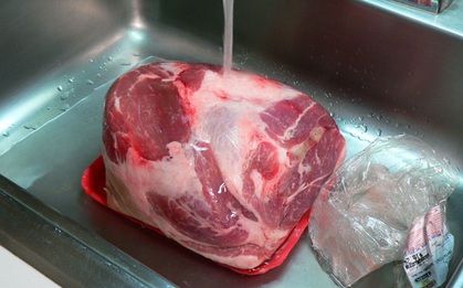 4 sai lầm khi sử dụng dụng cụ nhà bếp khiến cơ thể phải đối mặt với hàng tá mầm bệnh nguy hiểm