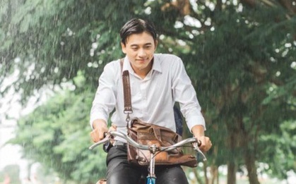 Mai Tài Phến và nhân duyên với cơn mưa: Vừa hiện hình livestream đã thấy mưa trôi cả bầu trời nắng trượt theo những nỗi buồn...