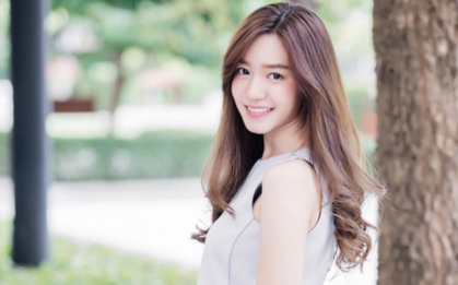 Thái Lan có khác, bác sĩ nha khoa cũng xinh như hot girl!