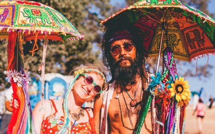 Giới trẻ Việt bùng cháy với không gian Hippie lần đầu tiên tại Hà Nội
