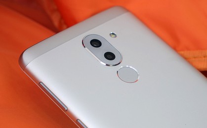 Mua điện thoại Huawei, nhận ngay combo phụ kiện tại FPT Shop