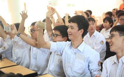 Teen miền Bắc rủ nhau tham gia ngày hội Toán cực vui