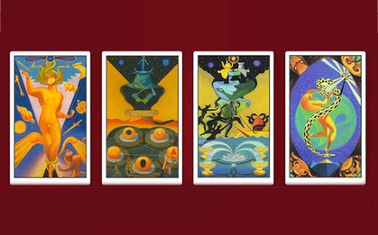 Chọn một lá bài Tarot để khám phá điều tuyệt vời nhất ở con người mình
