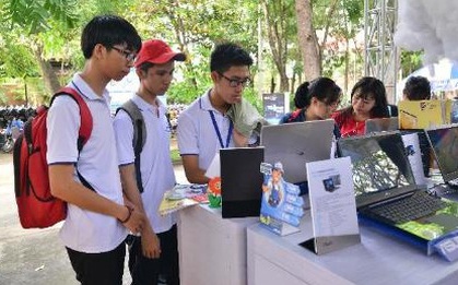 “Bão” Asus Campus Tour “oanh tạc” cộng đồng sinh viên
