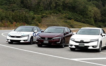 Trải nghiệm Honda Clarity FCV và Clarity PHEV tại đường đua Twin Ring Motegi