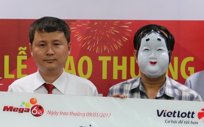 Người đàn ông đeo "mặt nạ môi son" nhận giải Jackpot gần 49 tỷ đồng tại Sài Gòn