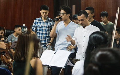 Hà Anh Tuấn tất bật tập luyện cho "Fragile Concert" tại Hà Nội
