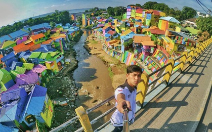 Cận cảnh "Làng Cầu Vồng" đang gây bão Instagram: Ngập tràn sắc màu tha hồ sống ảo, và rất gần Việt Nam đấy!