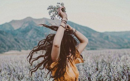 Chỉ là đường thì dài, và người ấy tới chậm chút thôi…