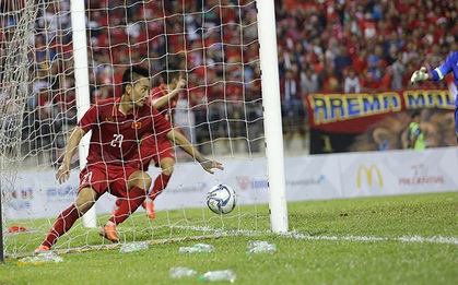 Dân mạng réo tên 2 anh "Tài" sau trận hòa của U22 Việt Nam