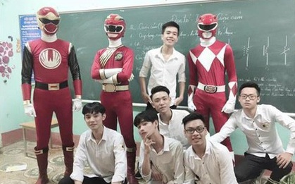 Độc nhất vô nhị: Trường THPT ở Lào Cai có cả siêu nhân đến dự lễ khai giảng!