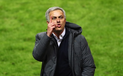 Mourinho: "Có rất nhiều nhà thơ trong bóng đá, nhưng họ không vô địch"