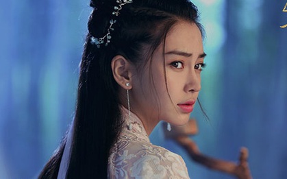 Ngất xỉu tại phim trường nhưng bà bầu Angela Baby vẫn hứng “gạch đá” của dư luận