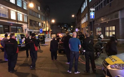 Phát hiện bưu kiện khả nghi trong nhà ga tại London