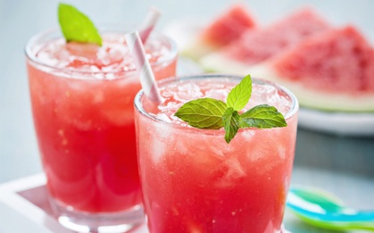 Trời siêu nắng nóng, hãy dùng ngay các loại đồ uống này để vừa bù nước, vừa tốt cho sức khoẻ