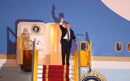 Tổng thống Mỹ Donald Trump đến Hà Nội, an ninh thắt chặt ở các tuyến phố trung tâm