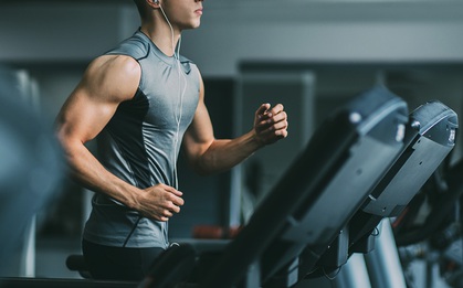 Con trai muốn tăng chiều cao tối đa thì hãy dừng ngay những việc làm này trong và sau dậy thì