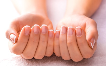 Nhìn ngay xuống tay xem mình có những biểu hiện này không để còn đi khám sức khỏe