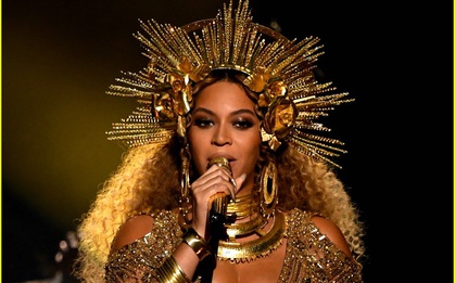 Bầu sinh đôi, Beyonce vẫn khiến cả thế giới ngỡ ngàng vì quá lộng lẫy tại Grammy