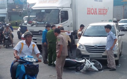Cha gặp tai nạn, con kêu gọi gần chục thanh niên đến hành hung tài xế ô tô