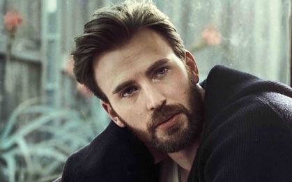 "Captain America" Chris Evans tiết lộ độ tuổi đánh mất sự "trong trắng"