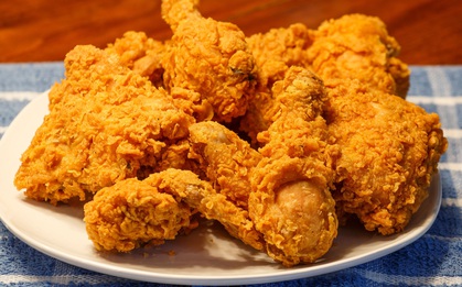Cuối cùng tìm ra lý do thực sự khiến mọi người "cuồng" ăn gà rán KFC đây rồi