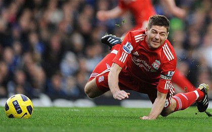 Steven Gerrard và hai kỷ niệm không bao giờ quên với Chelsea